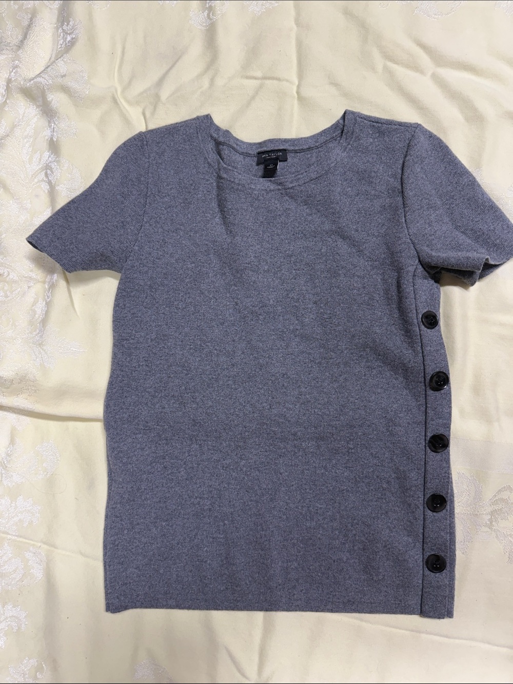 Ann Taylor Factory Gray Knit Crewneck Sweater